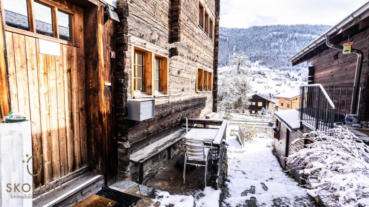 Heimeliges Walliserhaus Fiesch Ngoại thất bức ảnh